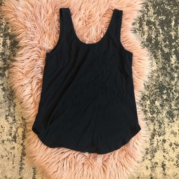 Worn 1x James perse tank top - Picture 2 of 3
